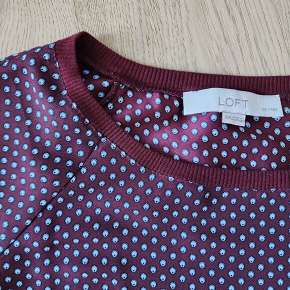Ann Taylor LOFT silky top size XS Petite - Picture 5 of 9
